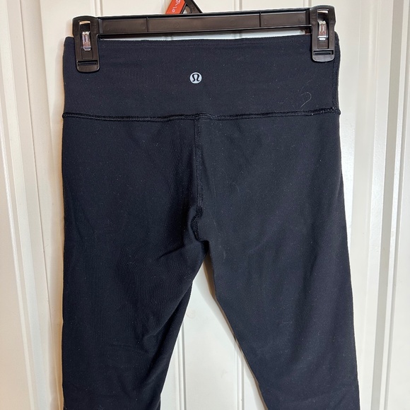 Lululemon Crop Leggings - Picture 1 of 6